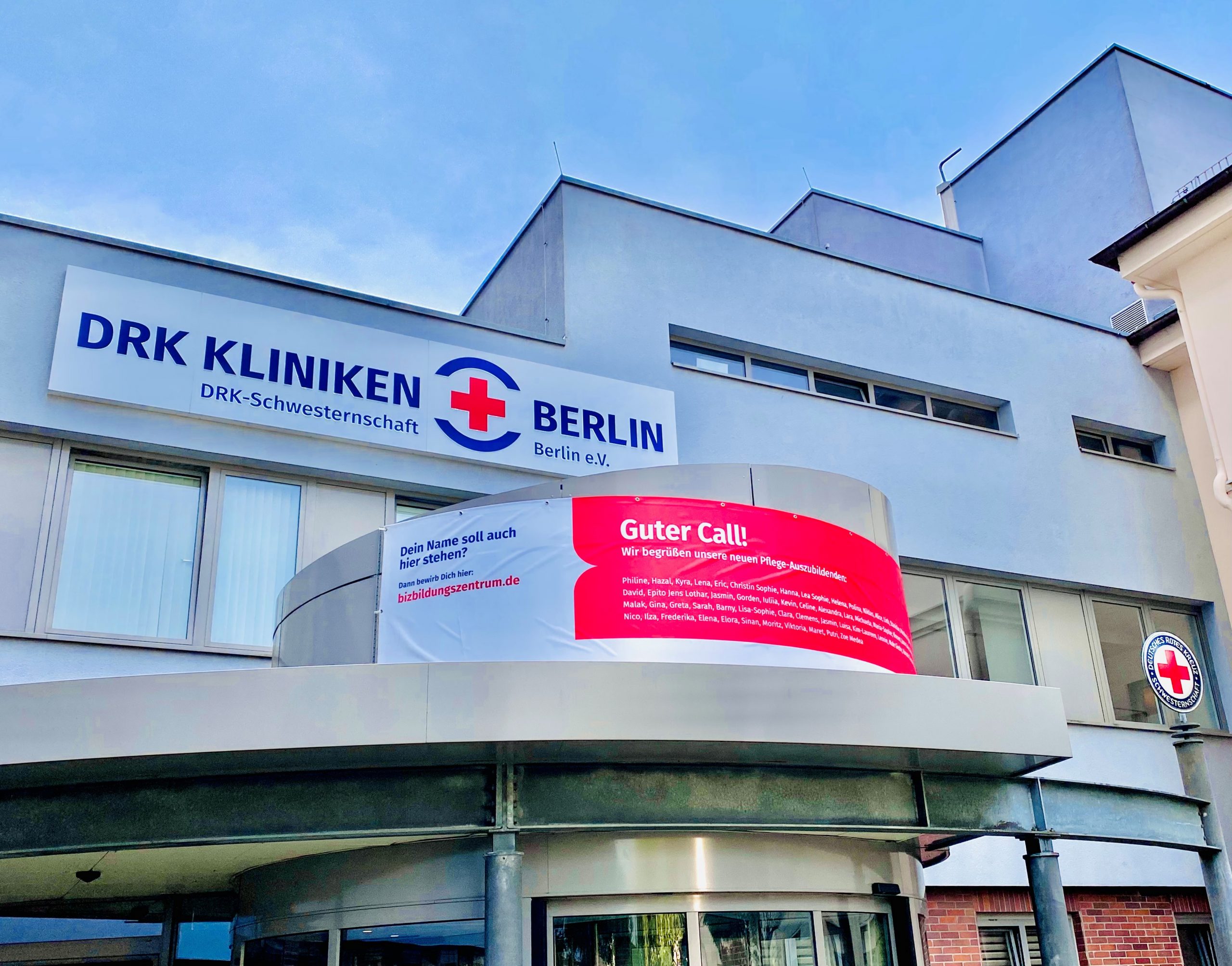 Guter call! Wir begrüßen unsere neuen PflegeAuszubildenden DRK